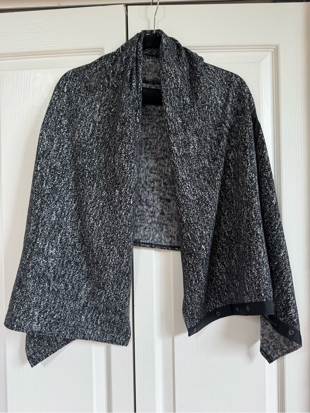 Lululemon Vinyasa Wrap Scarf